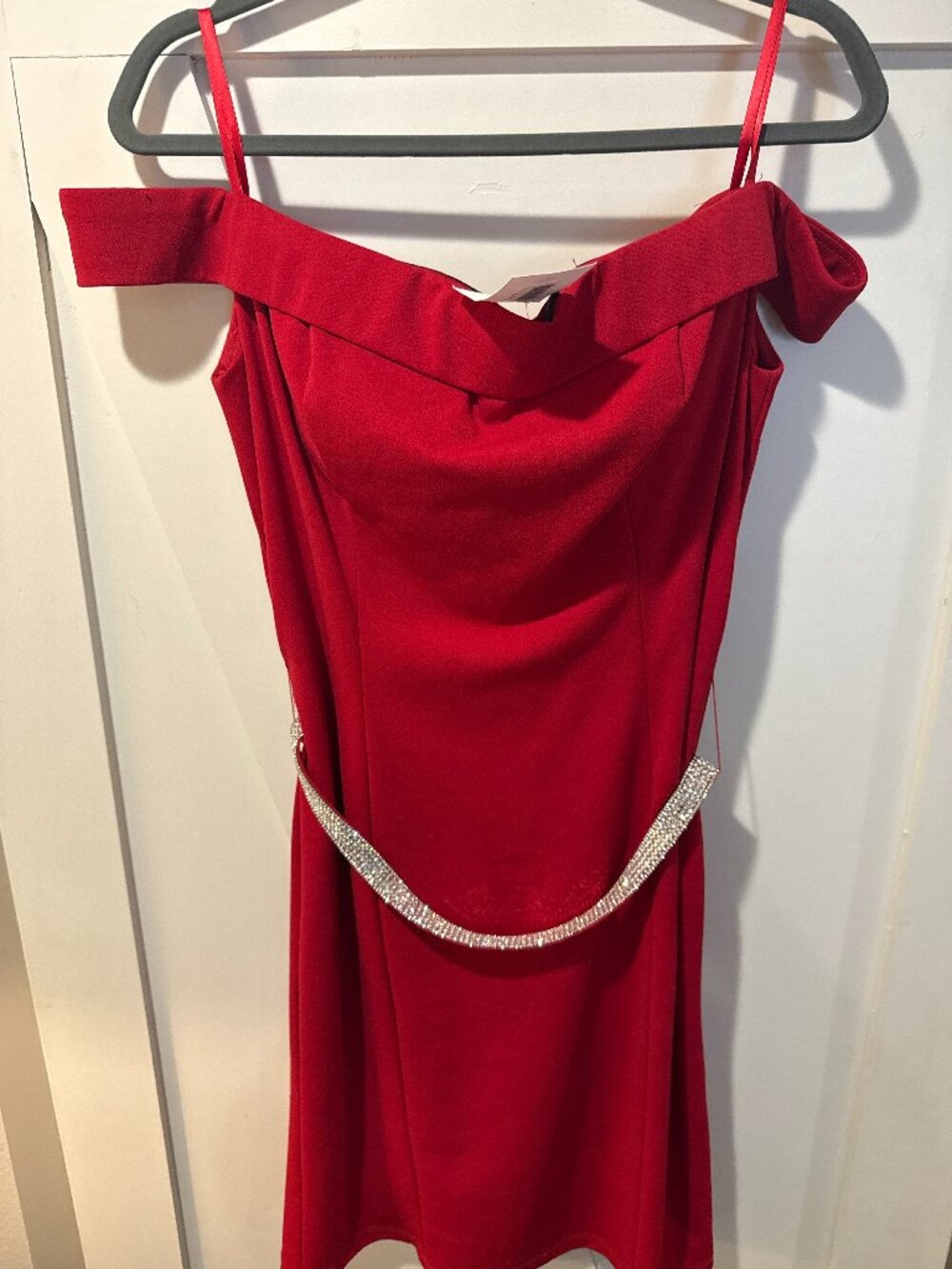 Red Off-Shoulder Cocktail Dress with Rhinestone Drape – Size XL (New with Tags)